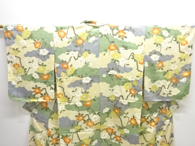  未使用品　雲に椿模様小紋着物